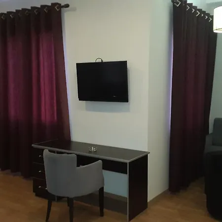 Alpet Hotel