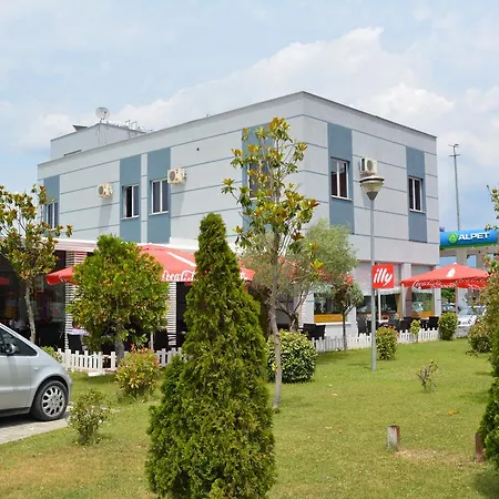 Hotel Alpet